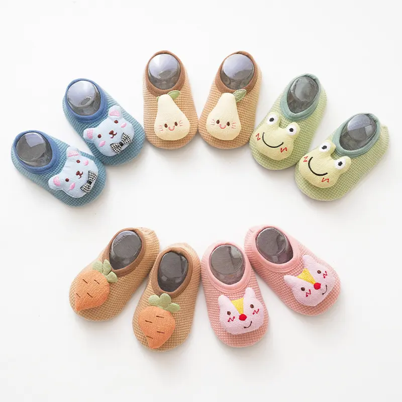 New Design Baby Toddler Sock Shoes Soft Silicone Sole Sapatos Respirável Algodão Primeiro Sapatos de Caminhada Anti-Slip para Crianças Bebê