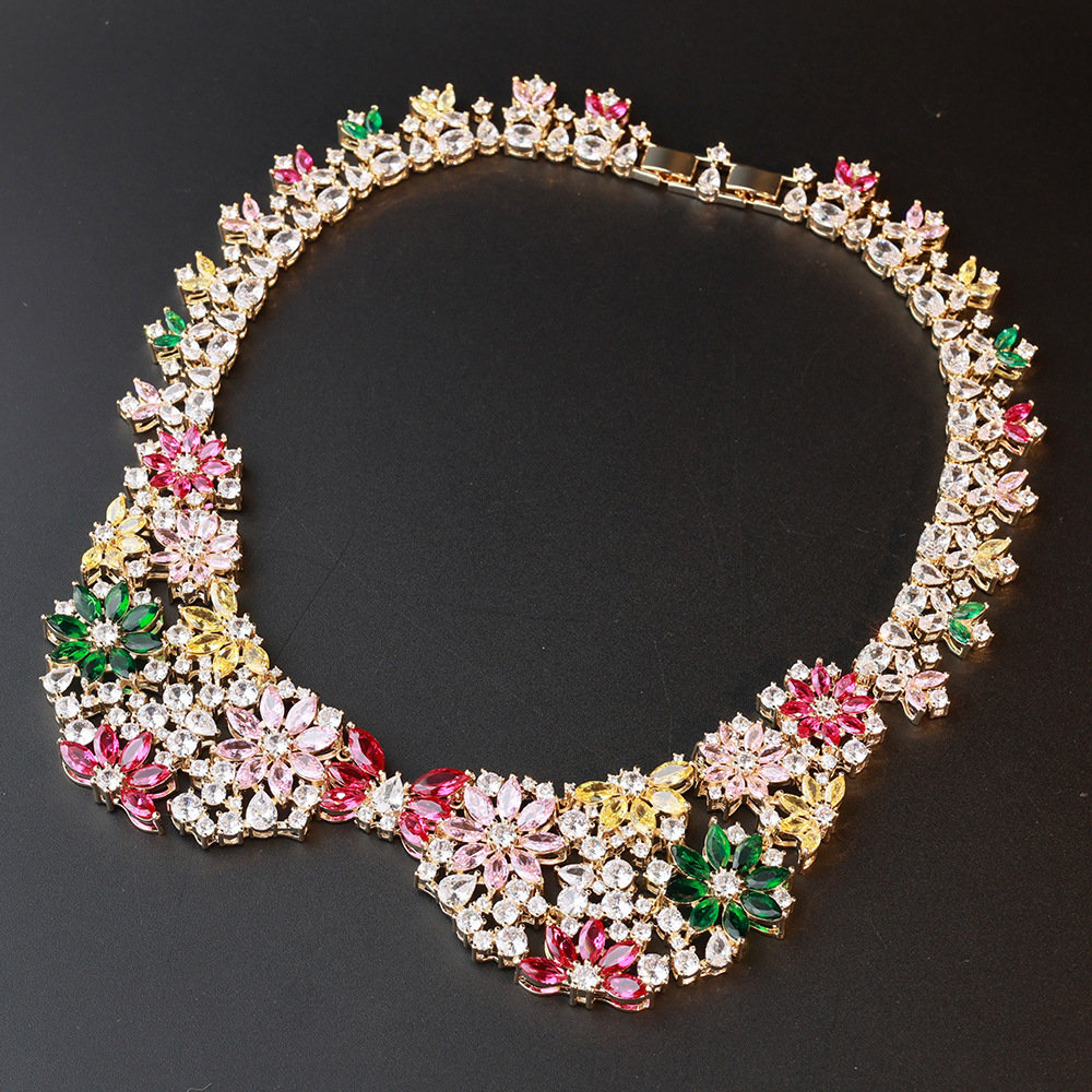 Collana colorata