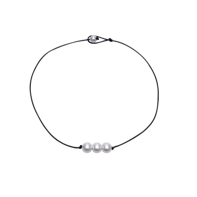 Unbound white necklace