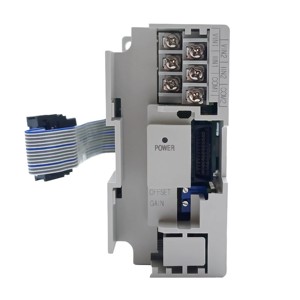 Nuovissimi controller dedicati AJ65SBTB1-32DTE1 originali che programmano In-Stock