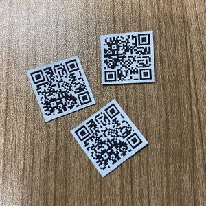 衣料品ブランドのQRコード織りラベル工場カスタマイズ - Product Image 2