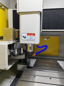 Mini enrutador CNC de 5 ejes, sistema de Control Syntec, fresado de grabado de Metal para Protector de pantalla de teléfono móvil, procesamiento de Metal pequeño - Product Image 5
