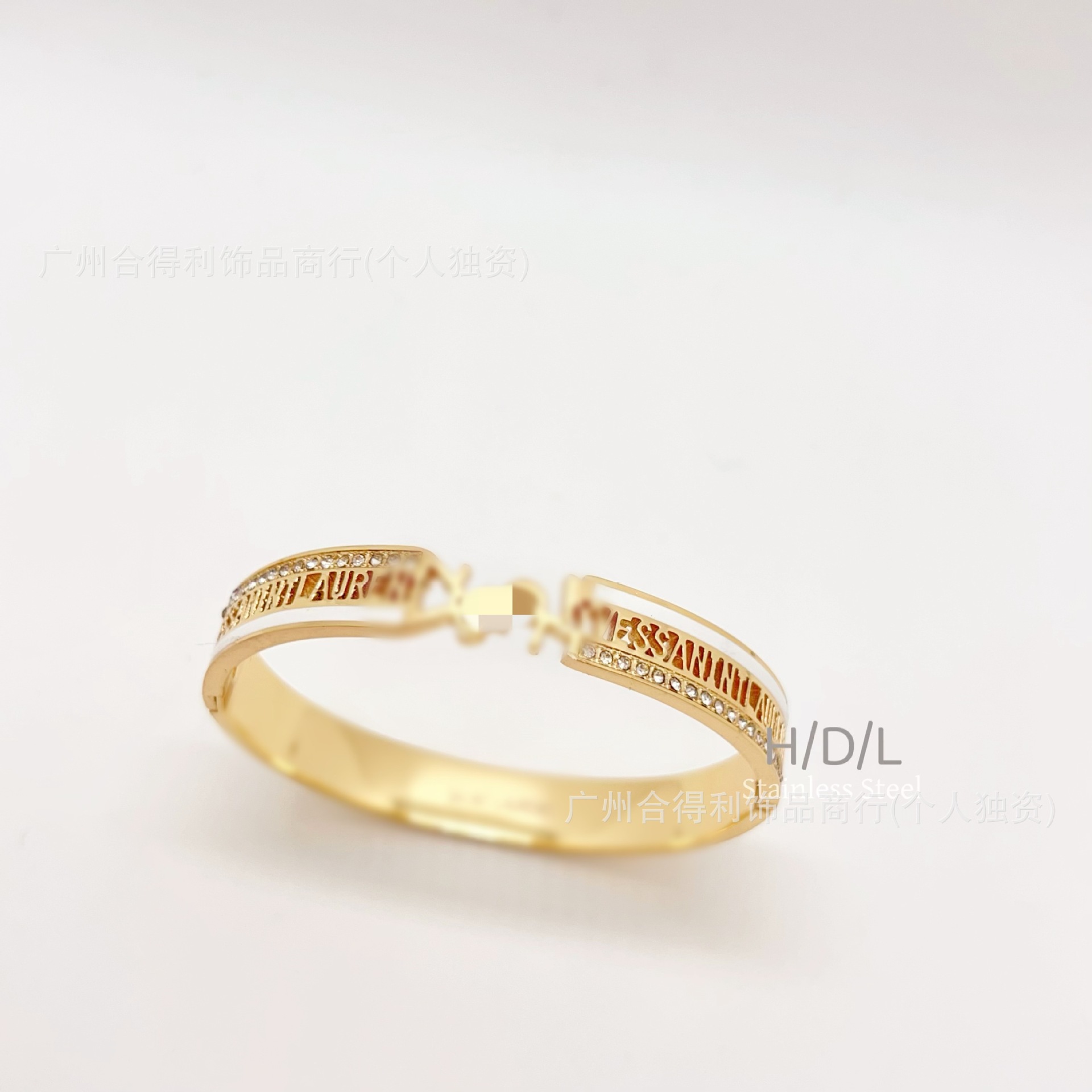 Bracelet en or 6 lignes blanches Yangshulin
