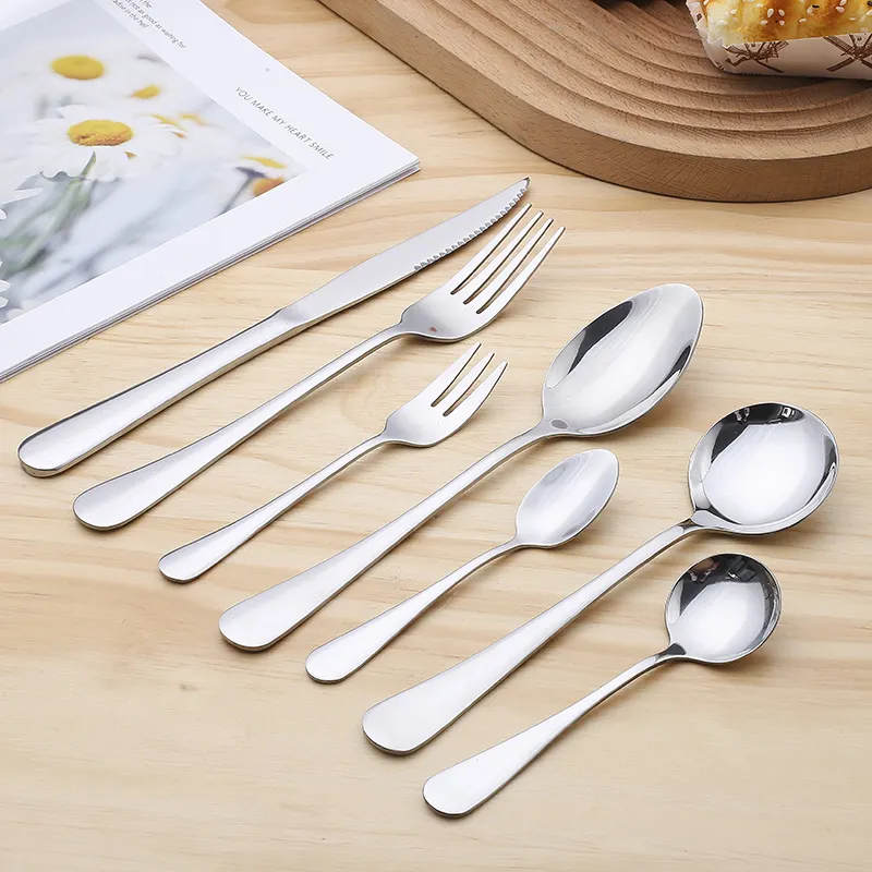 Hoge Kwaliteit Metalen Rvs Bestek Hotel Huishoudelijke Openbare Spork Steak Mes 16 Stuk Bestek Set