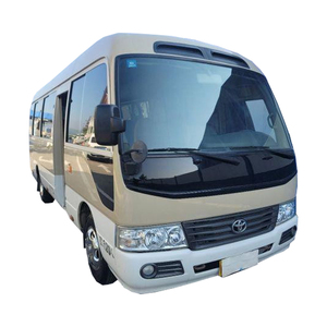משמש הרכבת toyota 30 מושבים מיני 4 x4 אוטובוס 29 מקומות עם מנוע דיזל מחיר זול