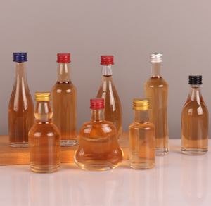 50毫升迷你玻璃酒瓶带盖迷你酒瓶特别版小酒瓶带螺旋盖酒杯容器 - Product Image 1