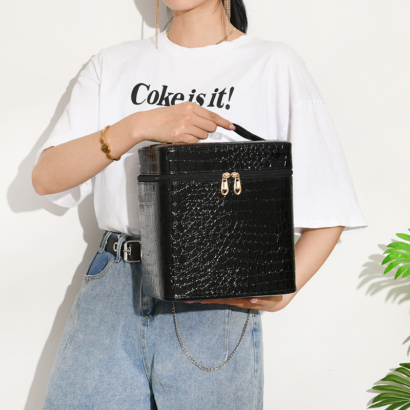 black Double-layered