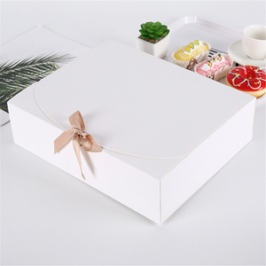 Novo Design Cajas Para Flores Amor De Papel Emballage Bijouxmistery Caixa De Embalagem De Papelão Rígido Dobrável Com Fita