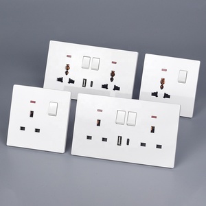 Presa Uk normale multifunzione a parete commutata 3 pin di potenza universale 13 amp doppia presa