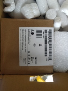 Siemen-S S7-1200 PLC โมดูลควบคุมระบบอัตโนมัติอุตสาหกรรมแบรนด์ดัง6ES72121HE400XB0สินค้าในสต็อก - Product Image 2