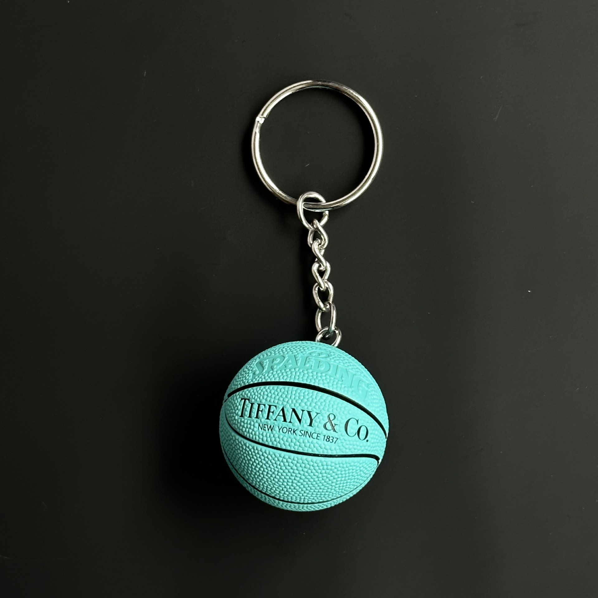 Basket-ball commémoratif Tiffany