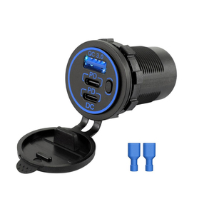 タッチスイッチ付き3ポートQC3.0USB充電器 - Product Image 3
