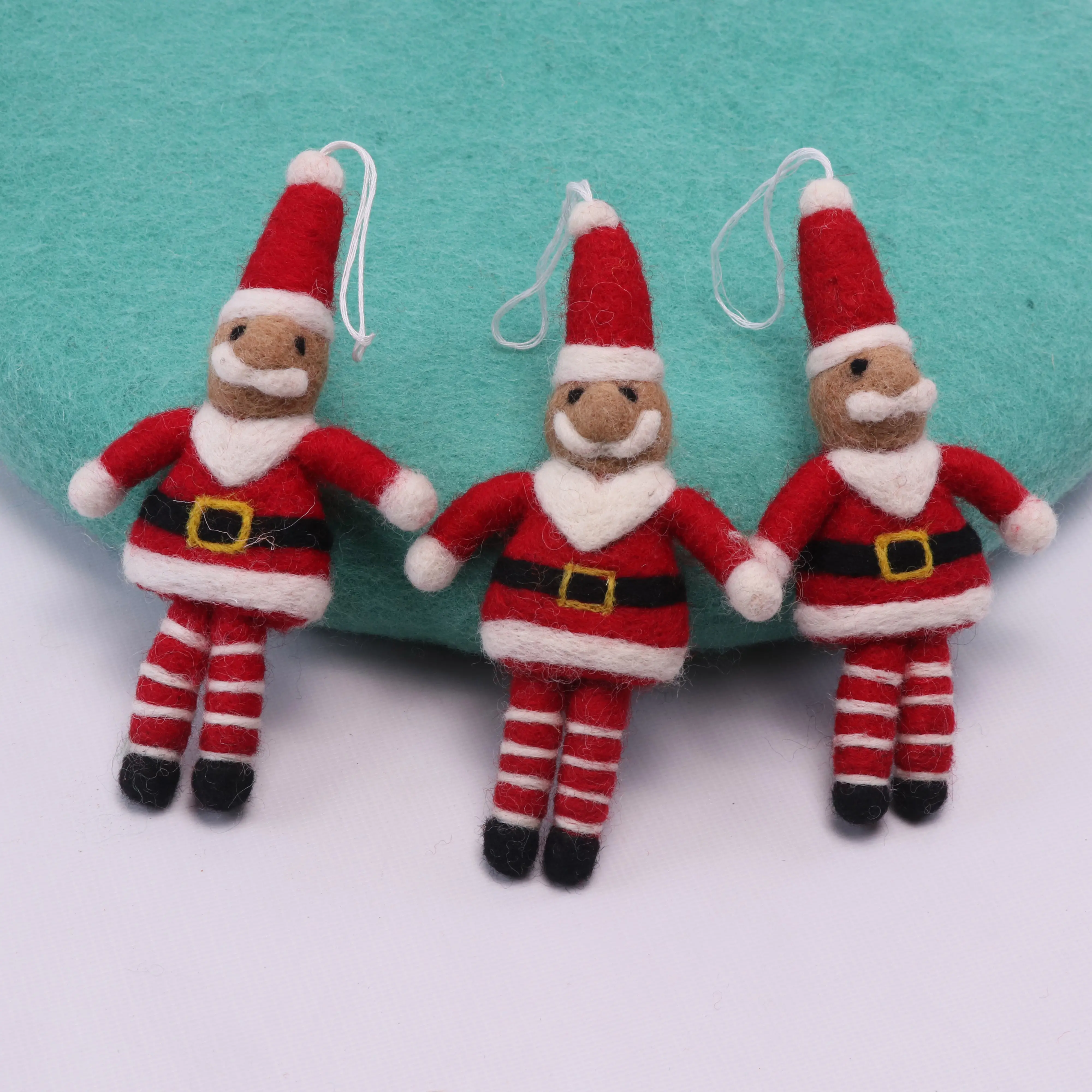 Décorations du Père Noël en feutre Décors d'arbre de Noël suspendus en laine tricotée à la main Père Noël