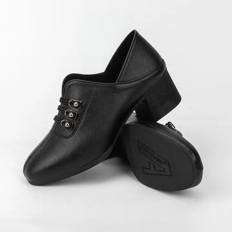 Zapatos planos informales de cuero para mujer, mocasines con cadena duradera, marrón, italiano, a la moda, para fiesta, diario, 2023