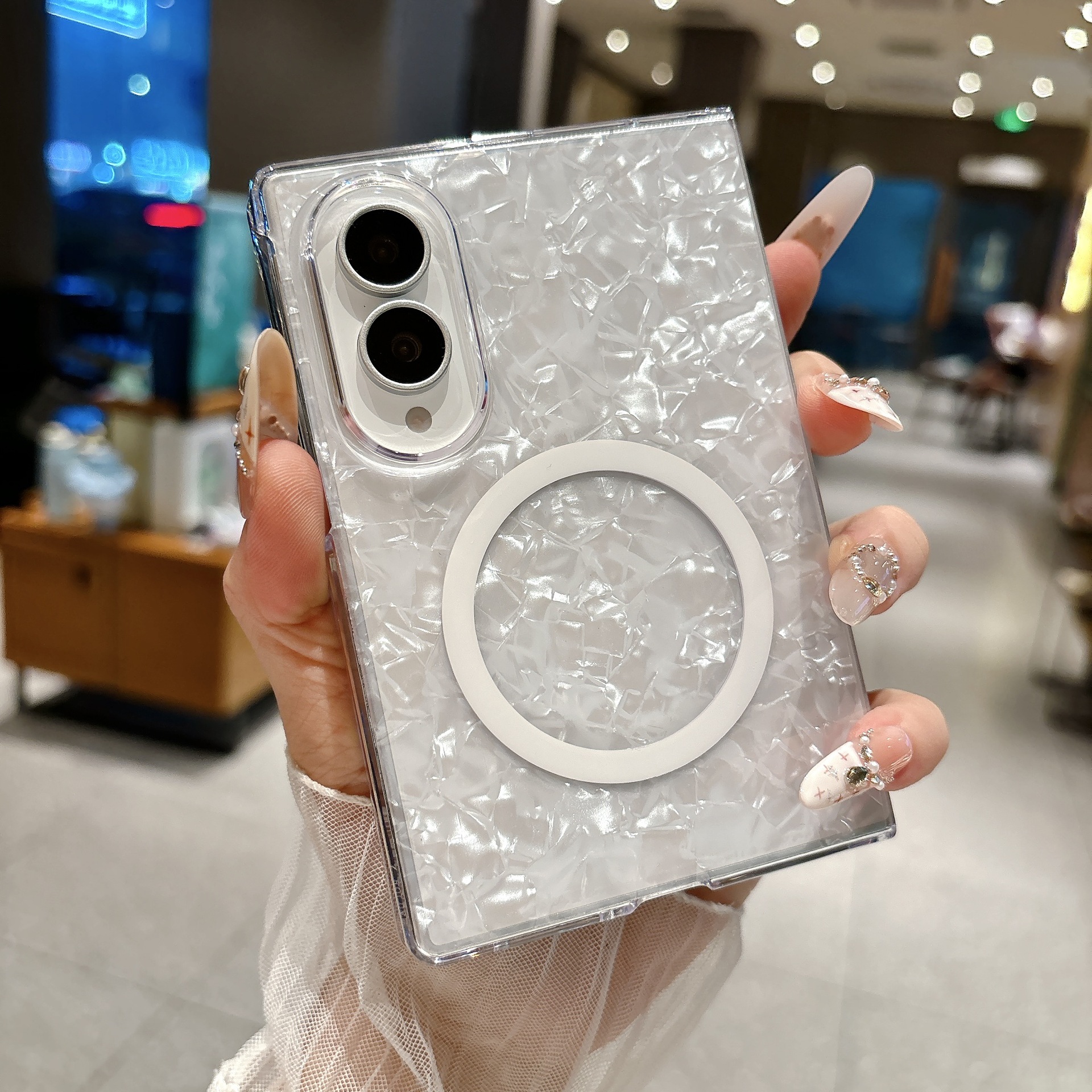 Coque arrière simple blanche à motif d'anneau d'attraction magnétique f