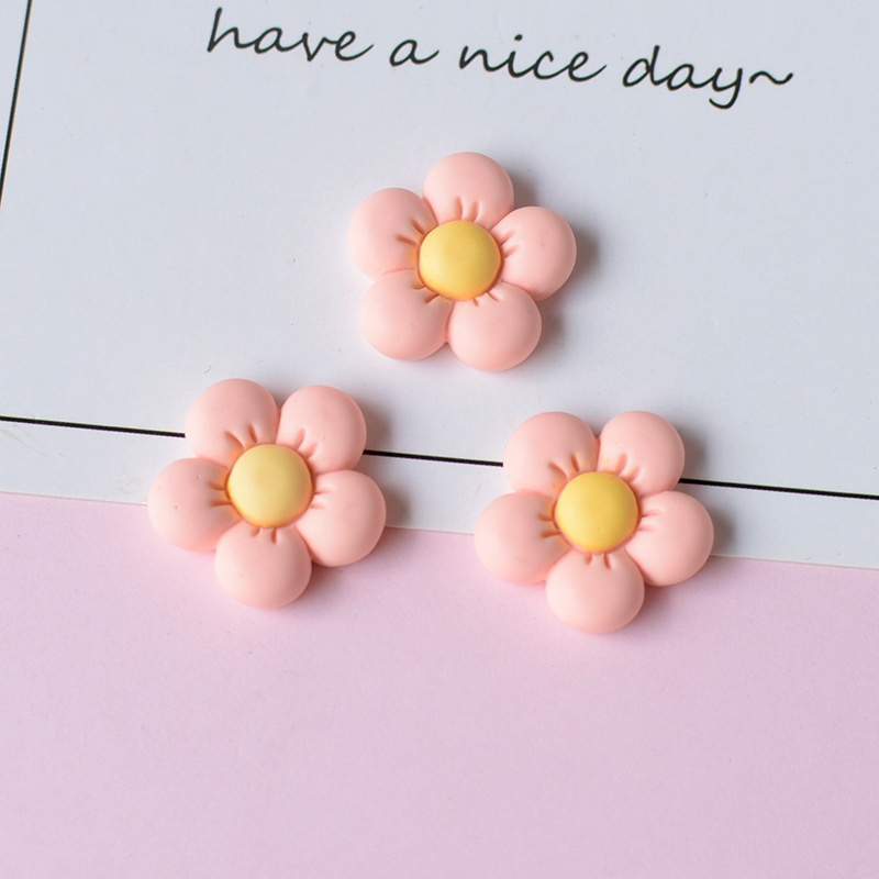 Rose avec coeur jaune