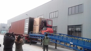 Plataforma de descarga de contenedores de puente de embarque móvil: plataforma de carga y descarga de carga de vehículos que se puede mover - Product Image 4