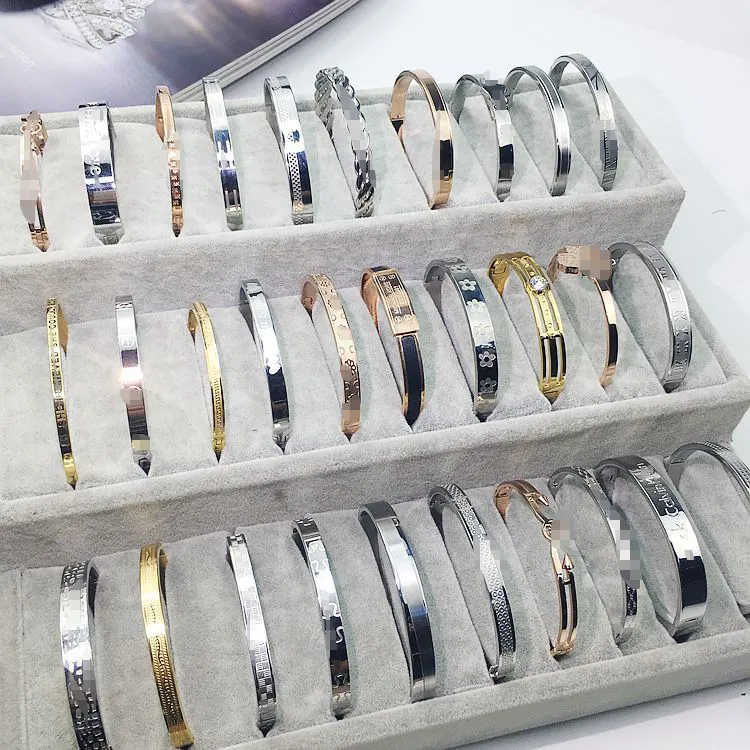 Latest Design Luxury Jewelry Trendy Full Crystal Elastic Bracelet Silver Color Metal Chain Cubic Zirconia Bracelets For Ladies