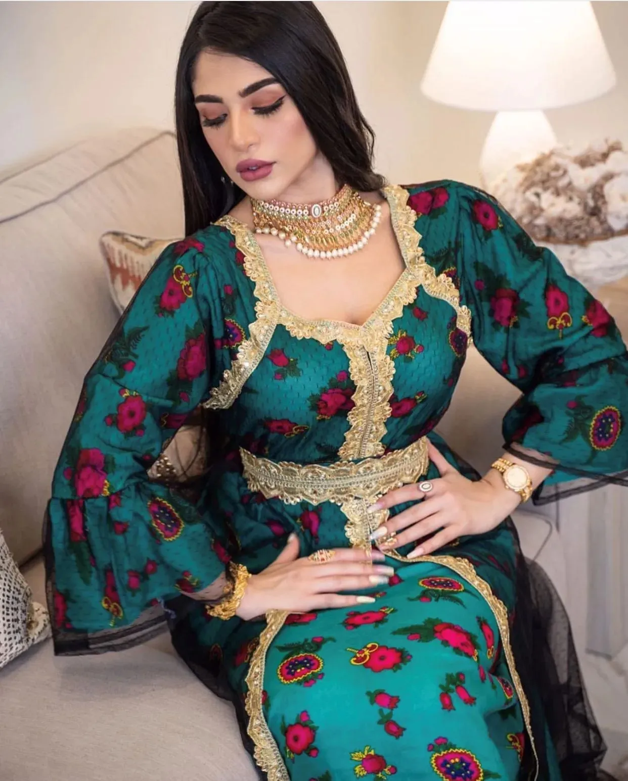 Vêtements islamiques de Dubaï arabe pour le Ramadan Eid Mubarak Abaya musulman Robe à la mode pour femmes Turquie Patchwork Broderie Indienne Caftan Robe