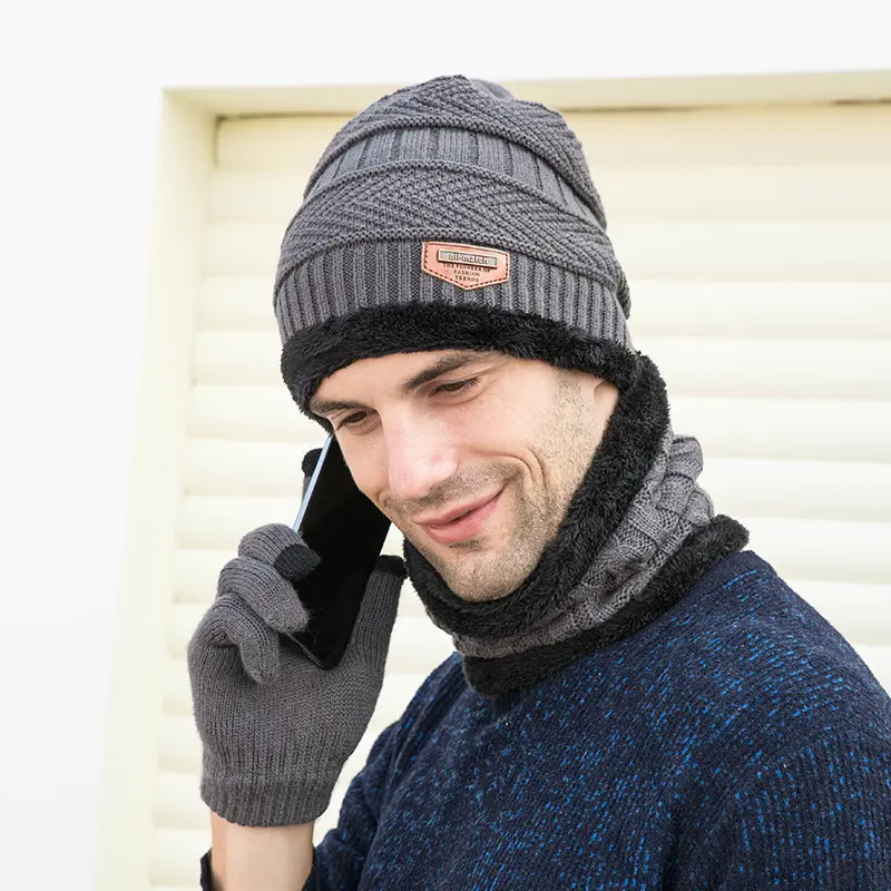Özel kış 3 adet yetişkinler Unisex örme yün kalınlaşmış kafatası kap eşarp şapka dokunmatik eldiven seti