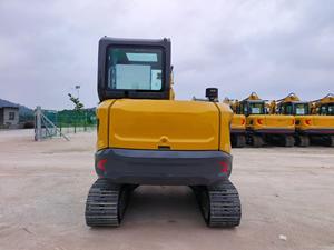 XE60G PRO迷你挖掘机，带升级燃油喷射系统，操作更安静 - Product Image 3