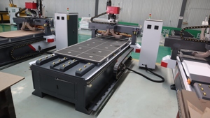 Xunke Enrutador Cnc de 3 ejes ATC Fabricación de puertas de gabinetes de cocina 1530 2030 ATC Enrutador Cnc anidado Precio de la máquina para madera - Product Image 6