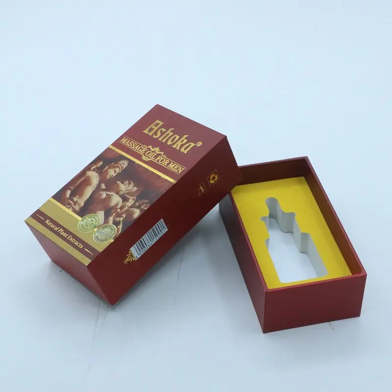 Kotak kertas hadiah kemasan botol parfum 50ml kustom dengan logo foil emas dan kotak minyak esensial kosmetik mewah sisipan eva