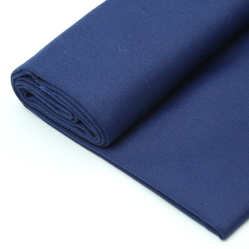 Azul oscuro