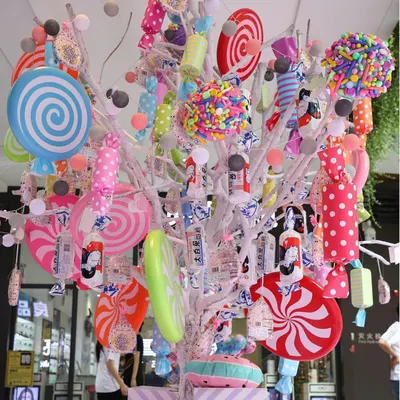 การสนับสนุนที่กำหนดเอง Candyland คริสมาสต์ป๊อปศิลปะปลอมไฟเบอร์กลาสขนมหวาน Props ประติมากรรม