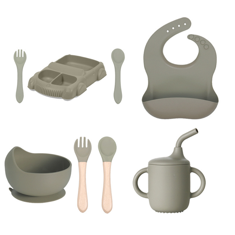 Juego de platos llanos verde militar (8 piezas)