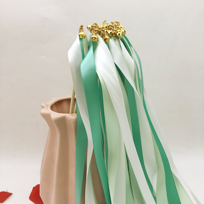 B8 (สีน้ำเงินทิฟฟานี่)