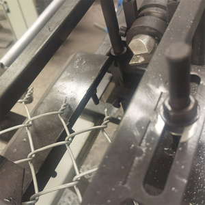 <strong>Automatic</strong> Double <strong>Wire</strong> Chain Link Fence <strong>Wire</strong> <strong>Netting</strong> <strong>Machine</strong> - Product Image 4
