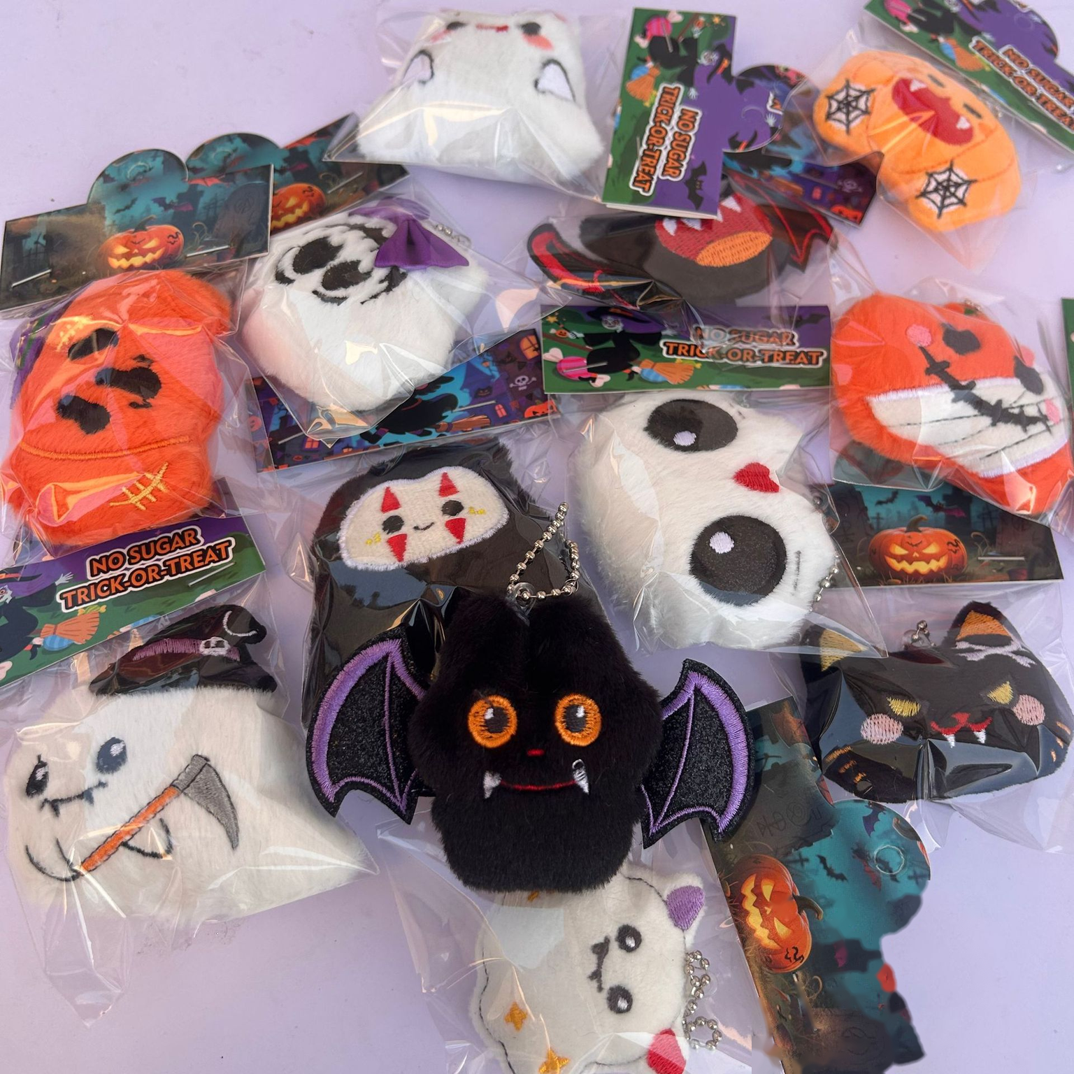 11-Halloween Keychain(contact us for catalog to get 6000+styles)