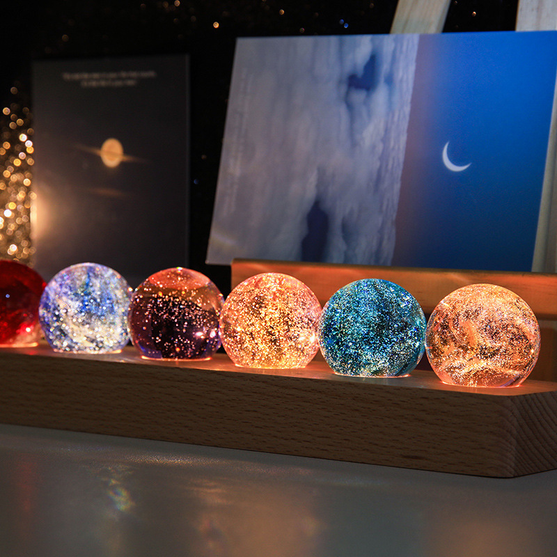 7 bolas de cristal + base larga de madera de caucho + caja de regalo
