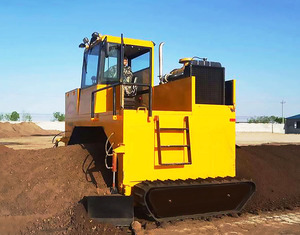 Composting <strong>Machine</strong> Track Type Compost Turner Organic <strong>Fertilizer</strong> Fermentation Equipment <strong>Compound</strong> Compost Making <strong>Machine</strong> for Farm