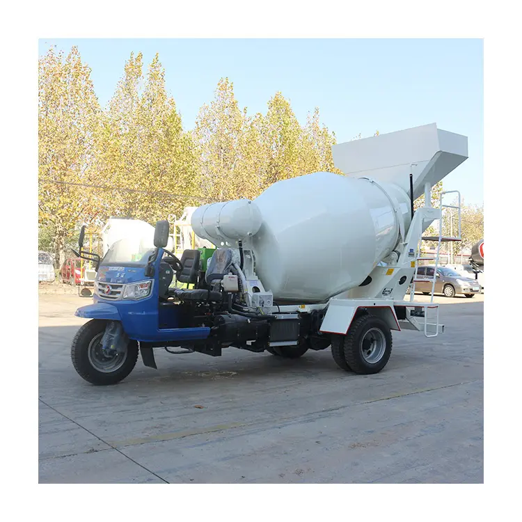 Küçük üç tekerlekli beton harç kamyonu Wuzheng şasi küçük çimento karıştırma makineleri küçük şantiye için uygun