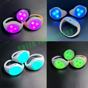 led-armband mit usb-fernbedienung wiederaufladbar leuchtend event personalisiert led musik-controller-armbänder