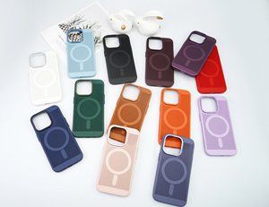 Apple iPhone15ケース用レンズ保護付き熱放散電話ケースワイヤレス充電超薄型PCメタルカバー - Product Image 6