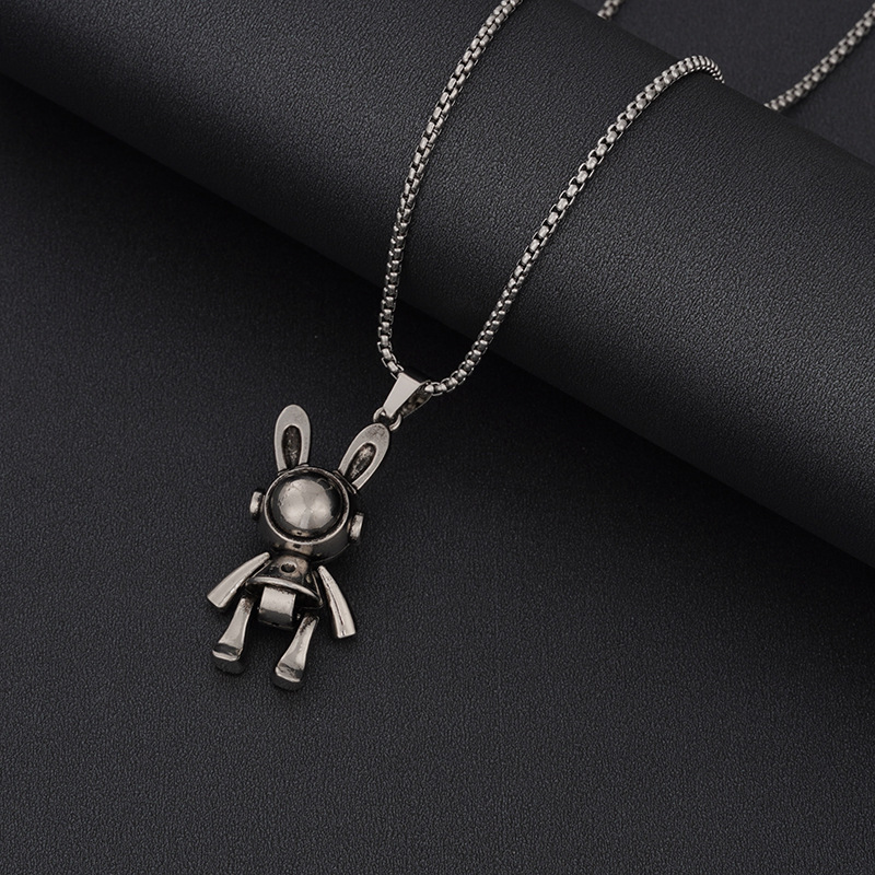 Chaîne en acier titane, lapin mécanique noirci.