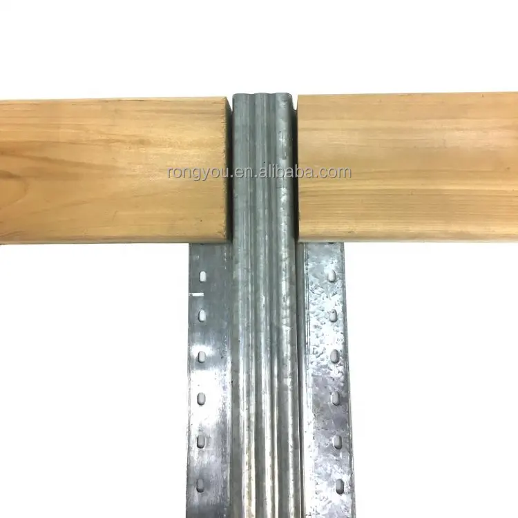 Poste de valla de metal galvanizado de 8 pies y 10 pies, poste de línea de perfil de canal de acero para valla de madera