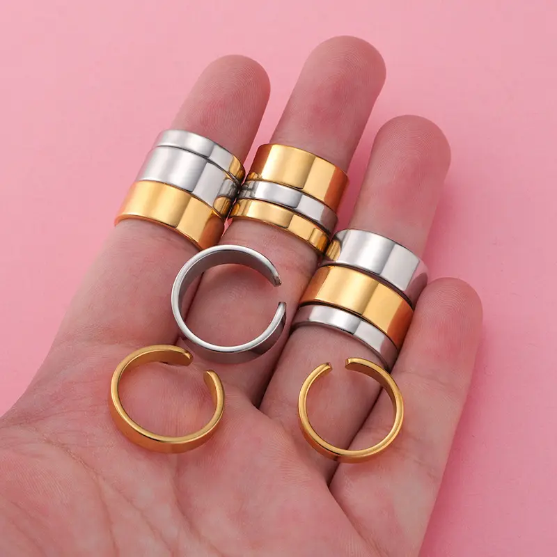 Anillos minimalistas de banda de apertura en forma de C de 4mm y 8mm de ancho, anillos de dedo de acero inoxidable con fecha de nombre grabable de alto pulido para mujer