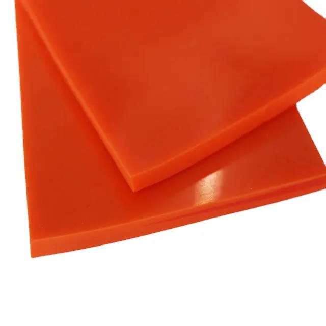 Feuille de silicone de couleur orange à surface lisse Shore A80 pour machine de fabrication de sacs