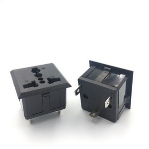 通用 UPS 电源插座插座，多插头，墙壁电源插座插座 - Product Image 1