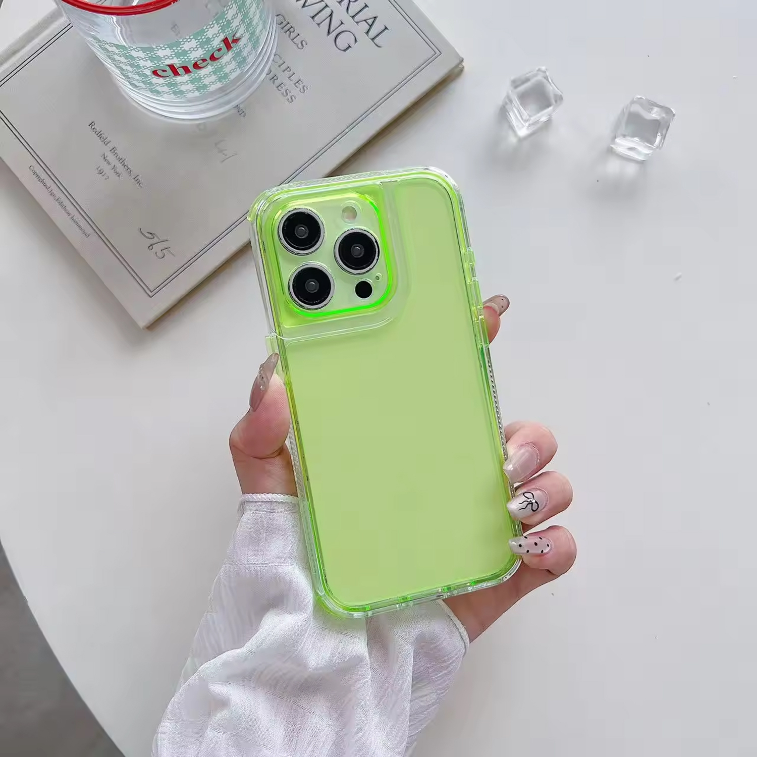 Fluorescent Vert
