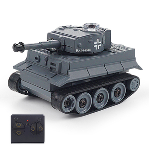 2.4G radyo kontrol 4 kanal rotasyon dublör araba şarj edilebilir küçük simülasyon yarım parça askeri araç RC Mini tankı - Product Image 1
