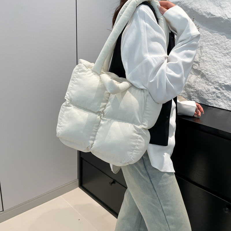 Sac fourre-tout Puffer (25*25*13cm 260g)-couleur 4
