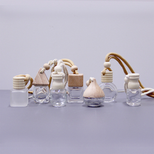 Sản Xuất 5Ml-10Ml Treo Rỗng Xe Khuếch Tán Nước Hoa Chai Bằng Gỗ Vít Cap Cao Su Nút Màn Hình In Ấn Xử Lý Bề Mặt - Product Image 3