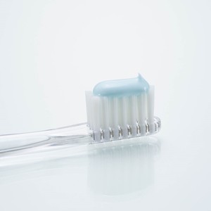 Schaum arme Formel Grund reinigung Erfrischende Minze Zahnpasta Natürliches Fluorid Frei von Japan - Product Image 2