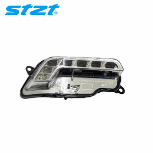 STZT 2128200856 อุปกรณ์เสริมรถยนต์อัตโนมัติ LED ไฟตัดหมอกไฟวิ่งกลางวันสําหรับ Mercedes Benz W212