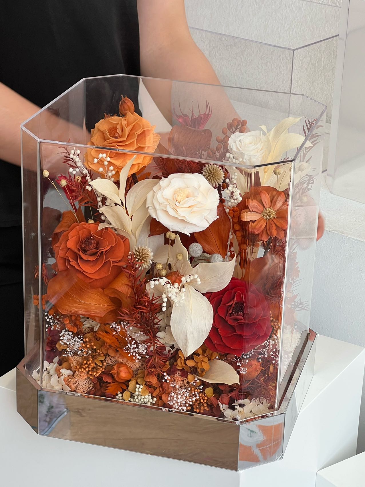 Monet Garden-G2-Arce caramelo